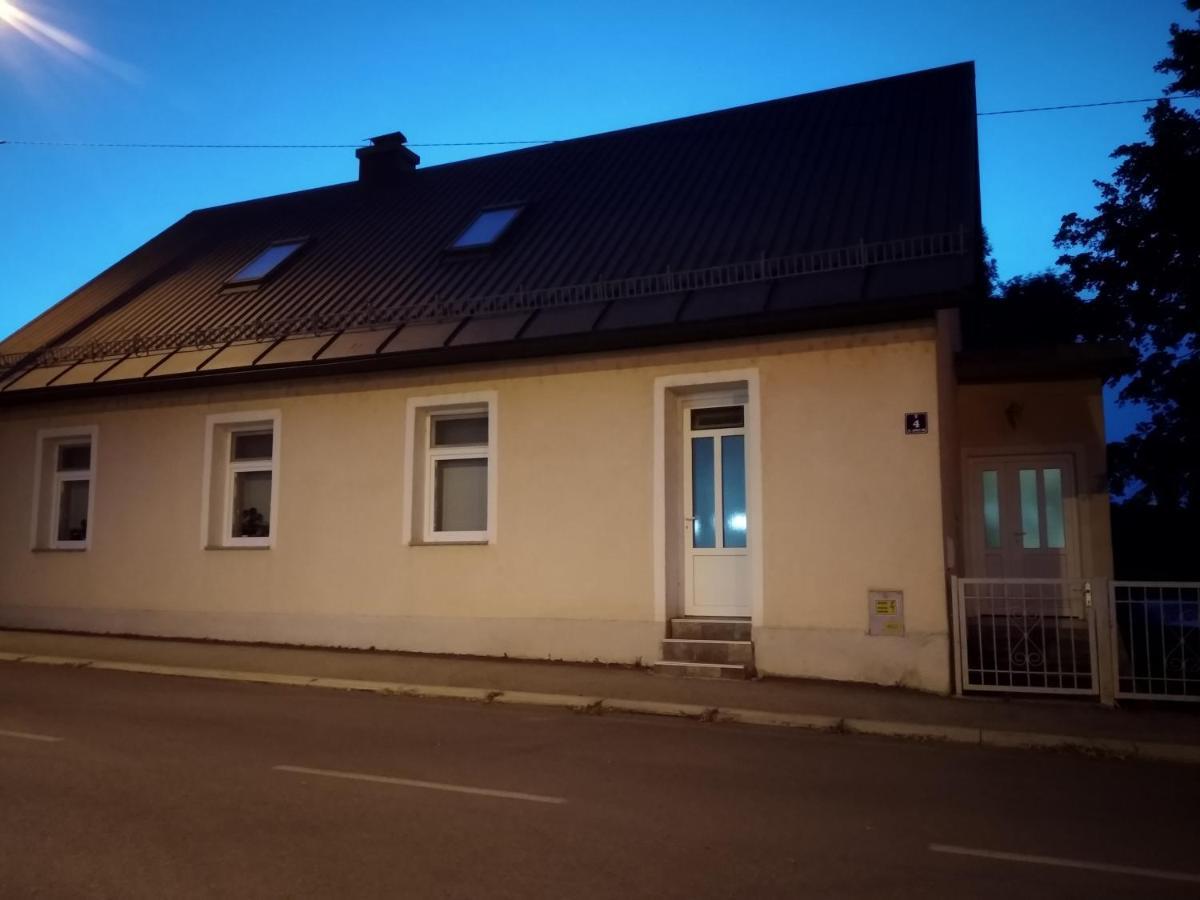Apartmán Apartman Cardak Gospić Exteriér fotografie